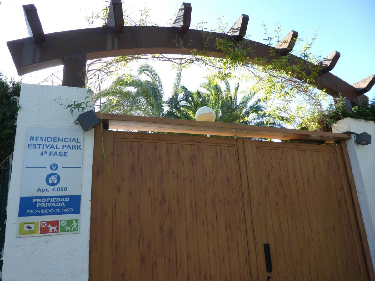 Apartamentos Estival 3000 La Pineda Kültér fotó